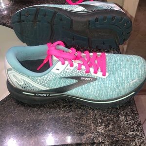 BROOKS GHOST 14  excellent condition